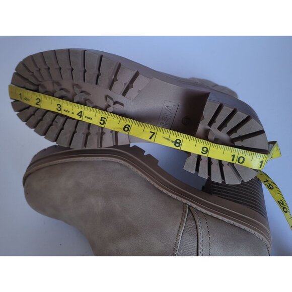 MIA Women's Platform Chelsea Boot. Size 9.5M - Picture 9 of 10